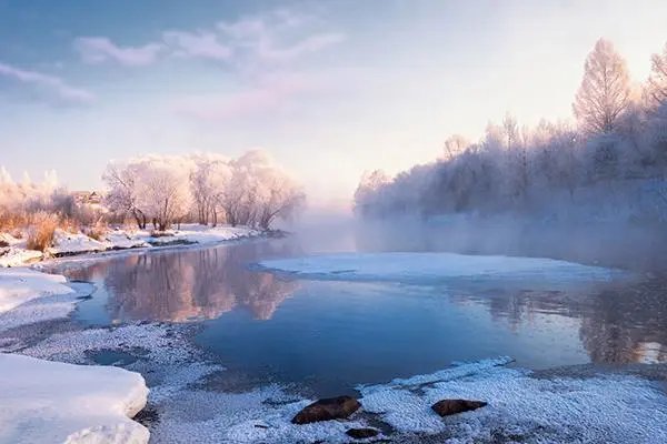 适合沁园春雪的朗诵配乐
