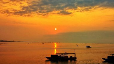 夕阳朝乾是什么意思?