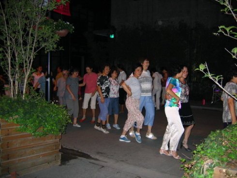 红衣坊服装工作室的团队介绍