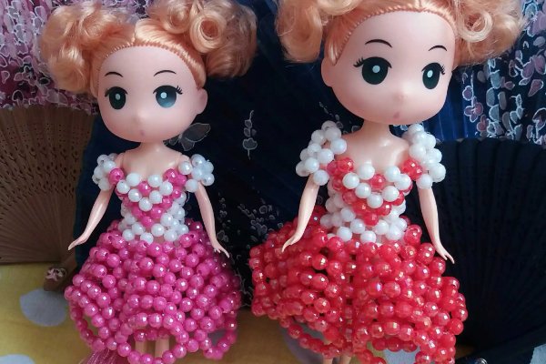 制作芭比娃娃的方法