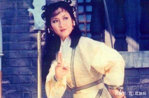 颜值不输赵雅芝,老公破产两次不离不弃,恩爱42年至今无子,她是谁?