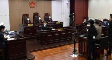 劳荣枝与辩护人见面后求生欲变强,背负7条人命的她会被判死刑吗?