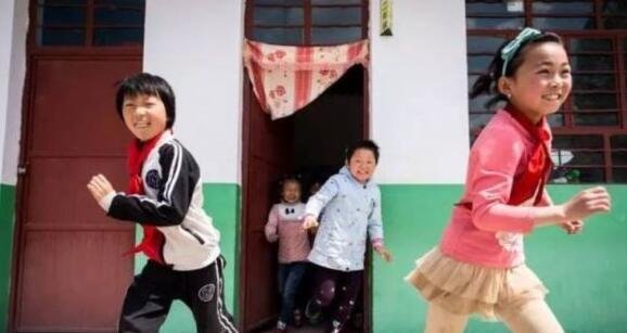 下课用英语怎么说