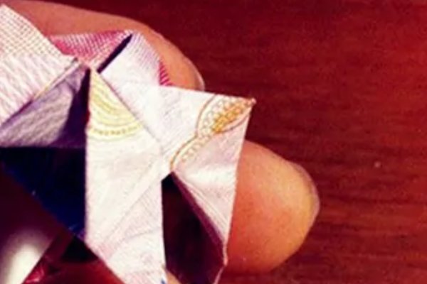 钱玫瑰花怎么折叠