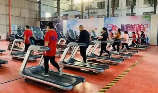 信阳大二女生每天运动1.5小时9个月减重45斤，有哪些健康的减肥方法？