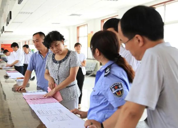 面向基层服务项目人员是什么意思