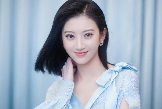 景甜参加《极限挑战》综艺感强，她是如何表现的？