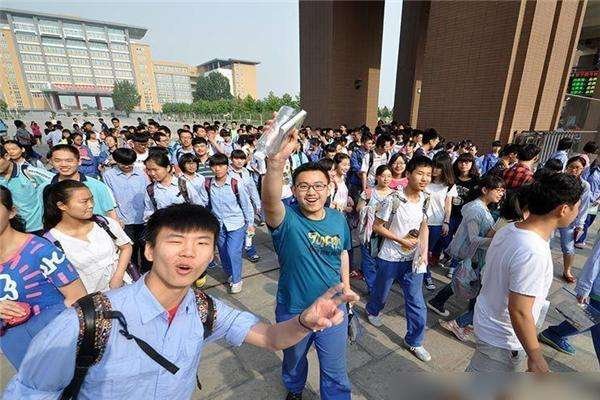 湖南2021年本科一批多少分