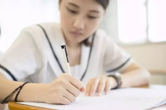 上海口译考试要带字典吗？
