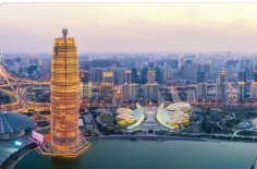 客服回应能链集团不招河南人一事，具体是如何回应的？