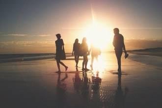 跟和你性格相近，说话相似的人聊天是什么体验？