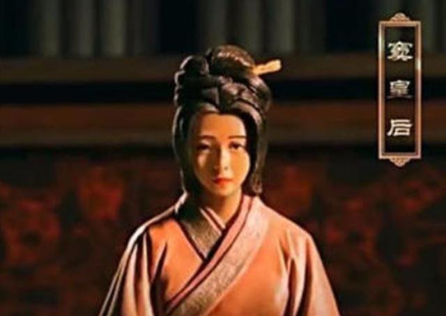 为何大多数的父亲喜欢老大,而母亲却喜欢老小呢?