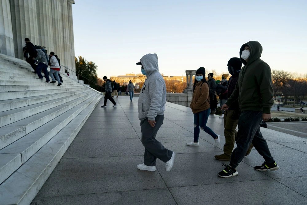 南京宣布暂停遗体告别等殡葬服务，南京的疫情传染链如何才能阻断？