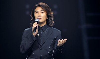 找一首粤语歌曲`歌词里面有（这段情不知怎去讲，感激我遇见）