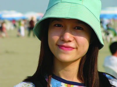 翁帆给杨振宁生了几个儿子？