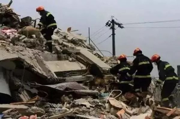 汶川大地震的英雄人物