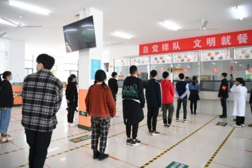 广东医科大学一女生持玻璃瓶打伤男生,此事究竟谁之过?