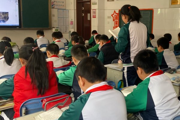 轻浪浮薄是什么肖