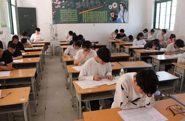 榆林华栋中学学费是多少