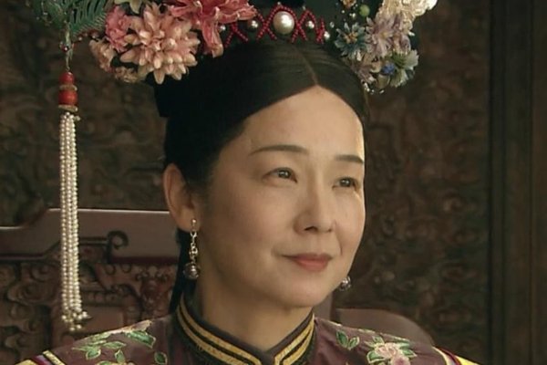 慈禧被人称为“大清第一美女”，18岁的她究竟长的怎么样？