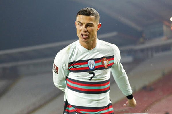 C罗绝杀球被判无效，到底是错判还是的确是无效球？