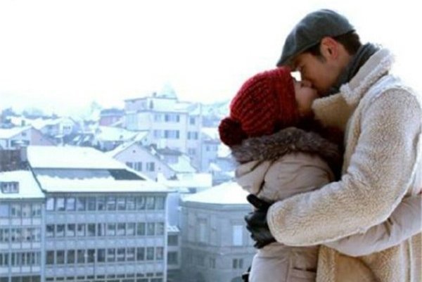 焦俊艳跟高以翔分手了吗 剧中不仅有吻戏还有床戏