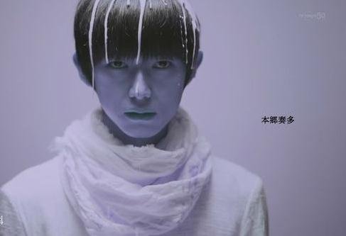 谜之转校生的剧情简介