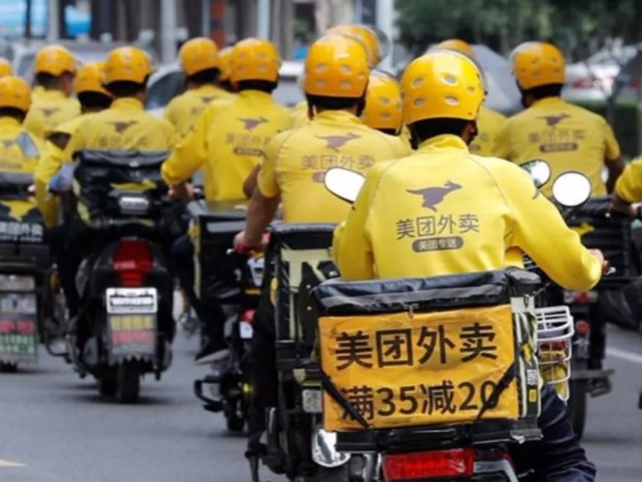 上海奶粉骑士1天奔波400公里送货，他们的安全该如何得到保障？