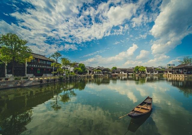 凤凰古城的游客为什么越来越少?