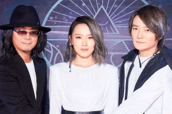 主唱是一个乐队的灵魂，为什么飞儿乐队会换掉原来的主唱？