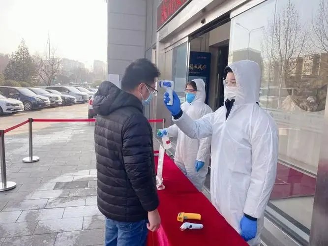 网友拍到苏沪交界处硬核防疫，各地还有哪些硬核防疫政策？