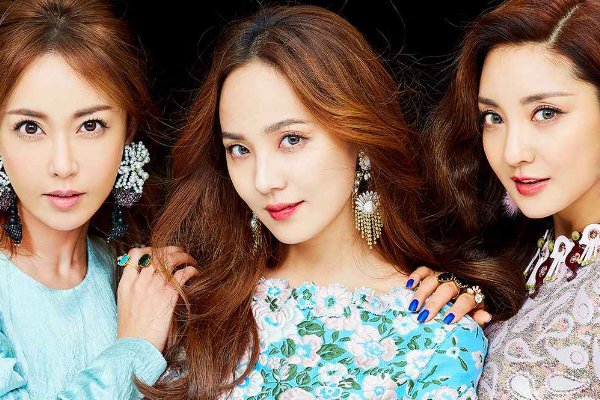 韩国登顶的三大女团