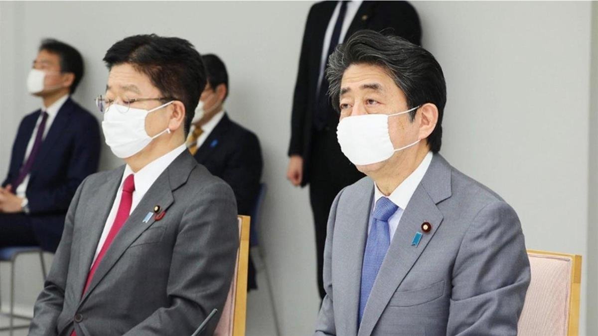 安倍晋三已无生命体征!现任的日本首相是谁?与安倍晋三的关系如何?