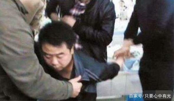 扑克牌女尸案回顾：凶手将女友残忍杀害，现场留扑克牌成迷，后来怎样？