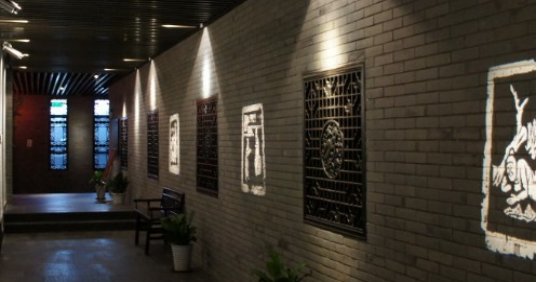 谁知道投影灯用于什么地方?