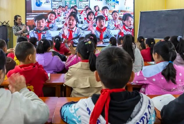 通宝育杰高中学费多少