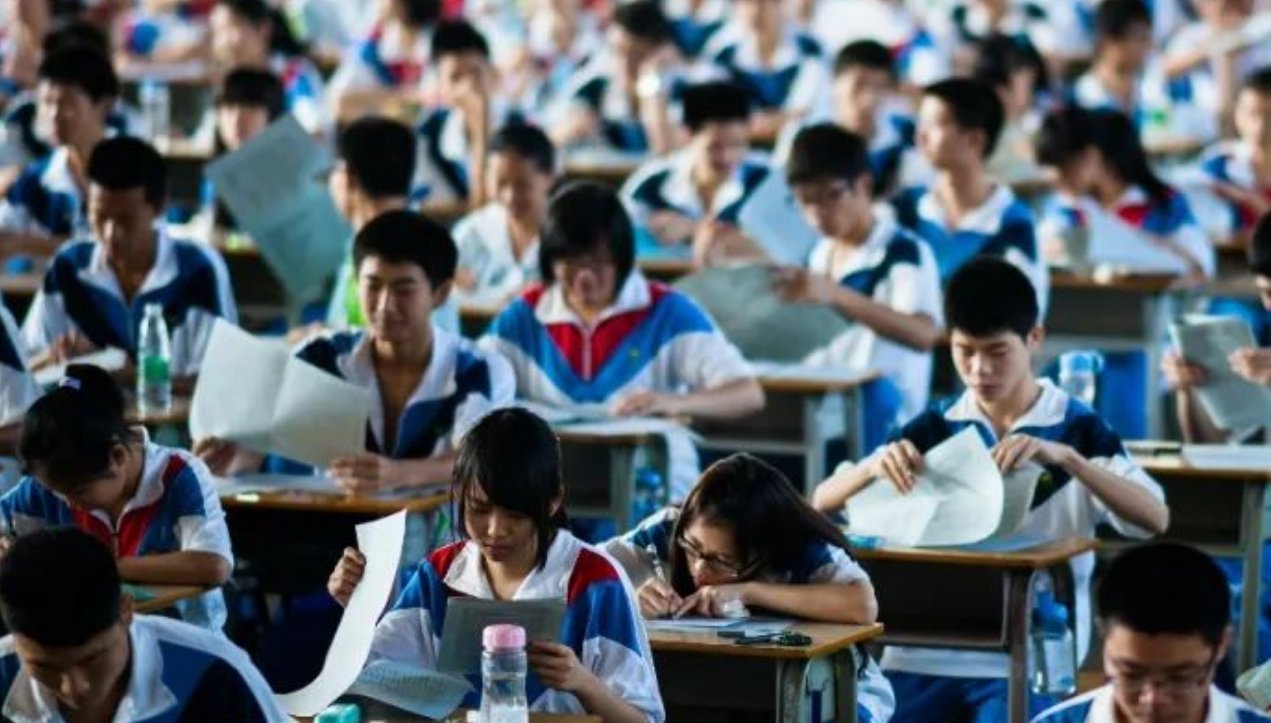 高考美术生文化课分数线一般多少分？