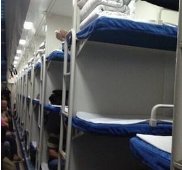 在火车上如何找座位！！在线等！！