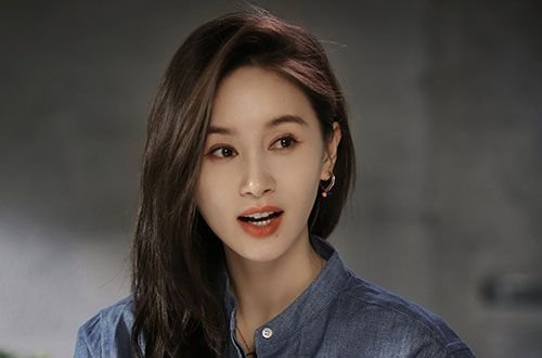 “恋爱上头”王子文自曝男友从不送礼，喜欢户外旅游，你怎么看？