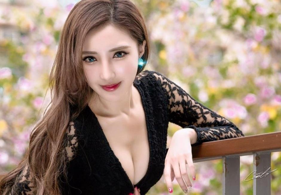 你看女生第一眼会看哪里？