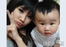这位美女是?