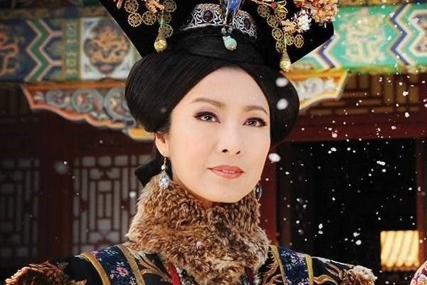 慈禧被人称为“大清第一美女”，18岁的她究竟长的怎么样？