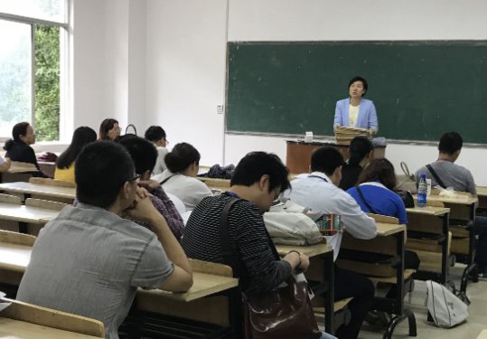 2012年重庆市专升本考试分数线是多少