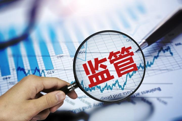 现在银行贷款10万利息多少？邮政储蓄10万无息贷款怎么贷？