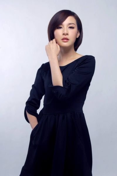 余婉宁的人物简介