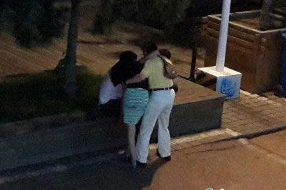 广州女子深夜遭3陌生男尾随进电梯，女子仓皇逃出对方猛追，结果怎样了？