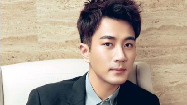 46岁刘恺威身形消瘦显老态，突然暴瘦，跟杨幂有关系吗？