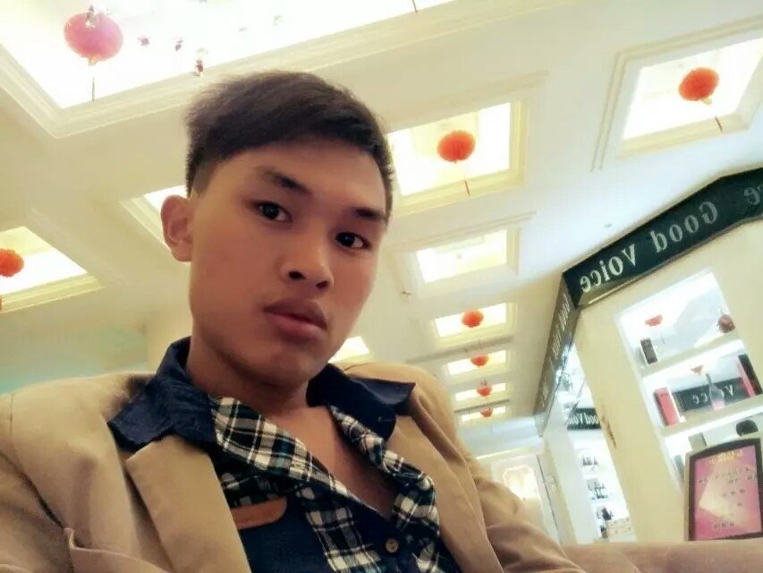 望甜的个人履历