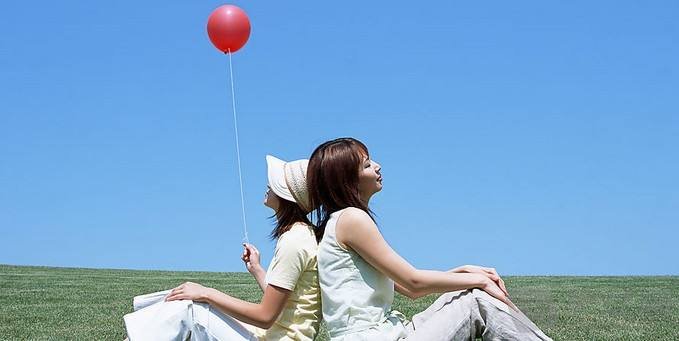 跟和你性格相近，说话相似的人聊天是什么体验？