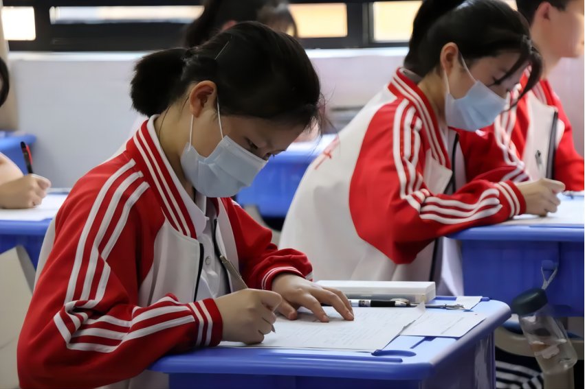 河北2023高考状元是谁